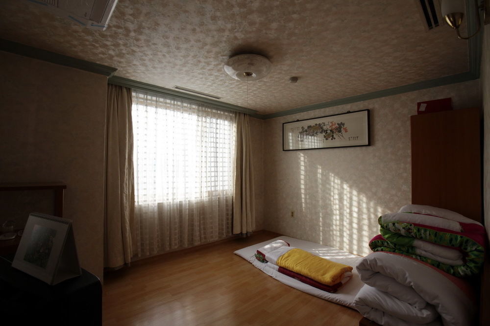 Geoje Tourist Hotel מראה חיצוני תמונה